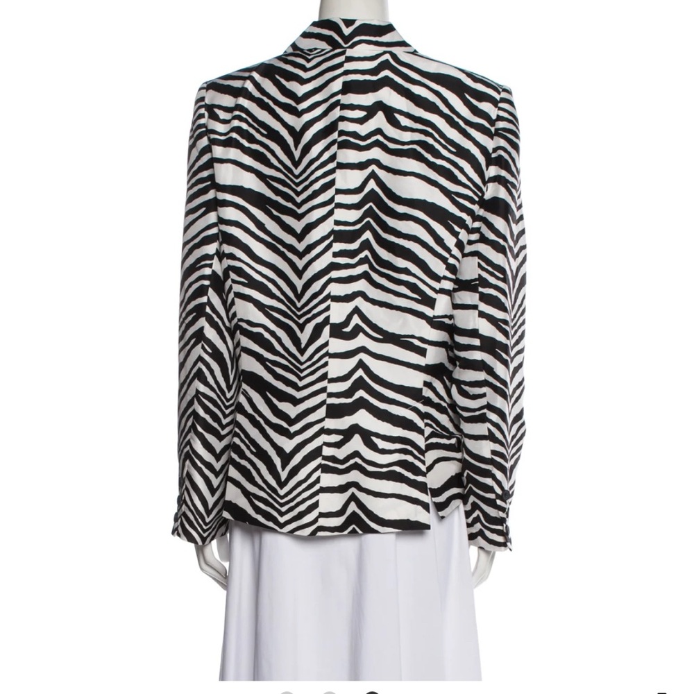 Stylish  Silk Black and White Zebra Print Women's Jacket
New never worn - Picture 2 of 12